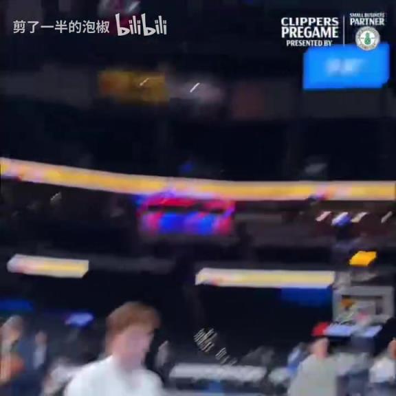 寶藏球員！你覺得小瓊斯能延續(xù)去年季后賽的亮眼表現(xiàn)嗎？